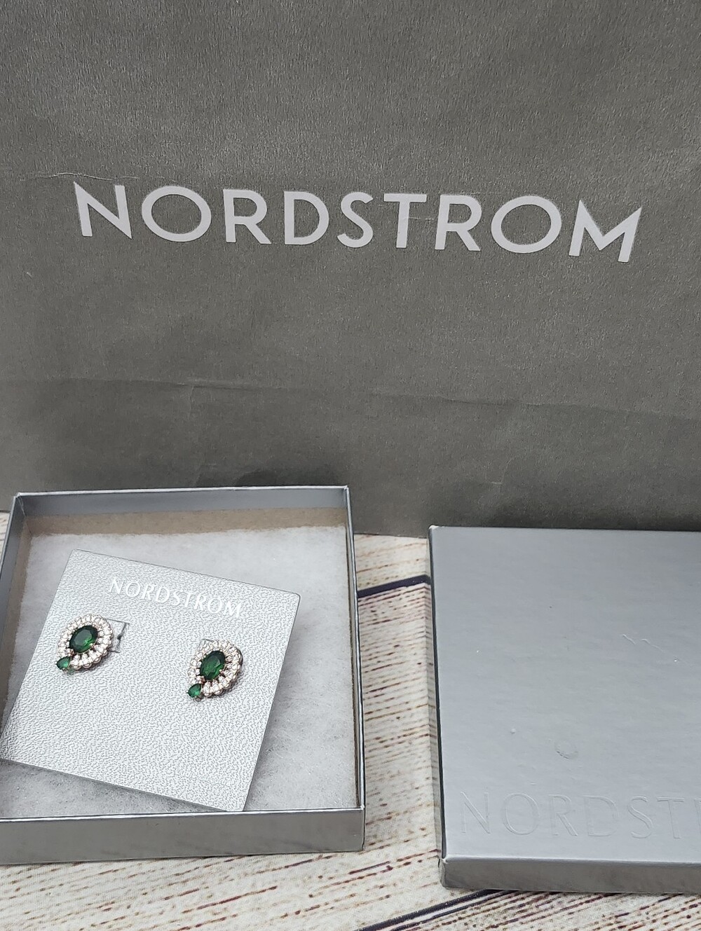 NWT Nordstrom Green And Clear Cubic Zirconia Stud Earrings